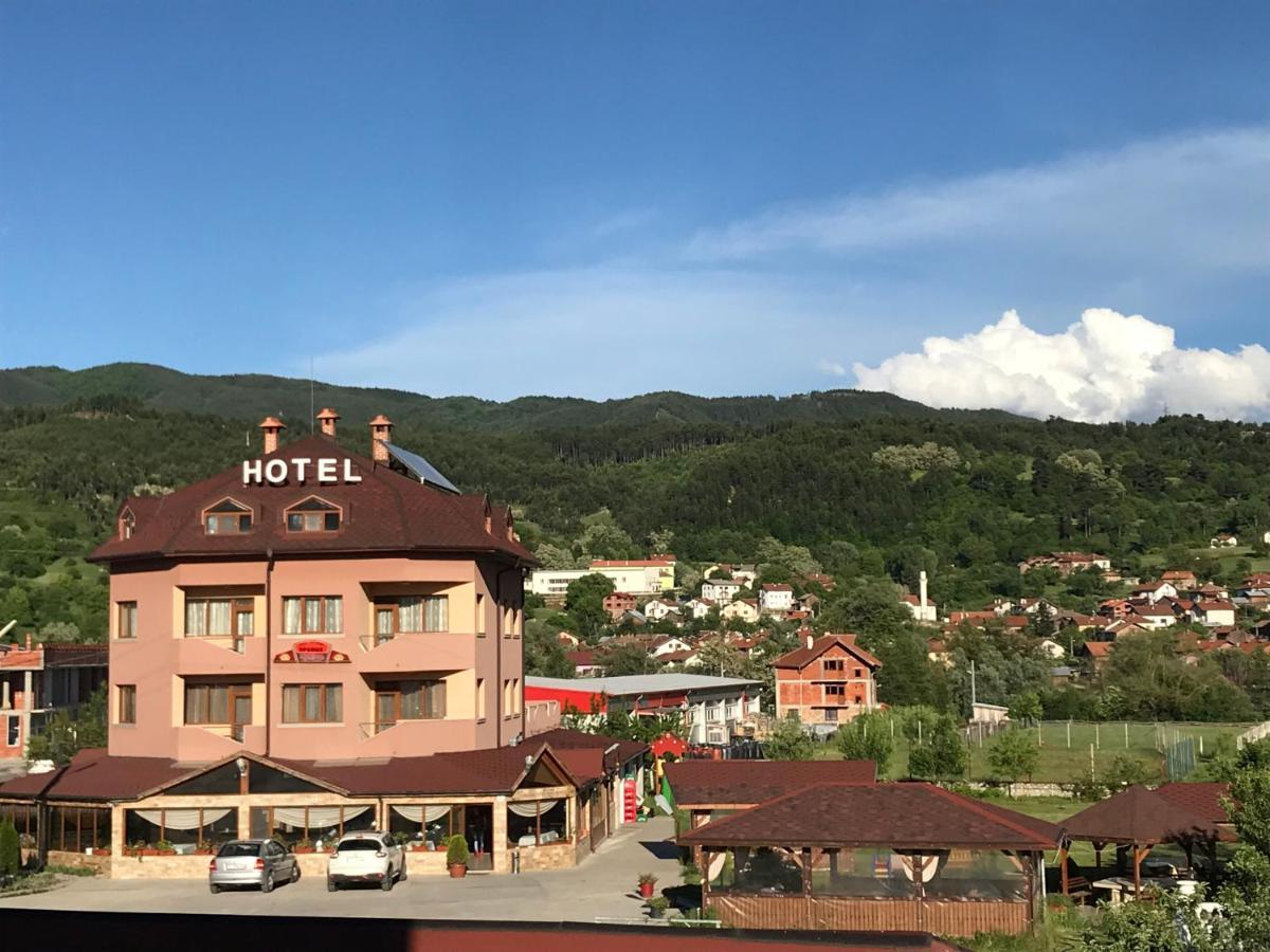 Hotel Kraiste Kültér fotó